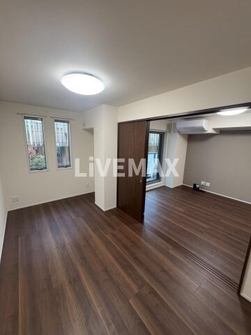 フラッツ平河町（TOKYO ZERO EMISSION HOUSE）の物件内観写真