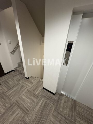 フラッツ平河町（TOKYO ZERO EMISSION HOUSE）の物件内観写真