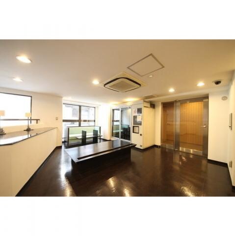 グランスイート銀座レスティモナークの物件外観写真