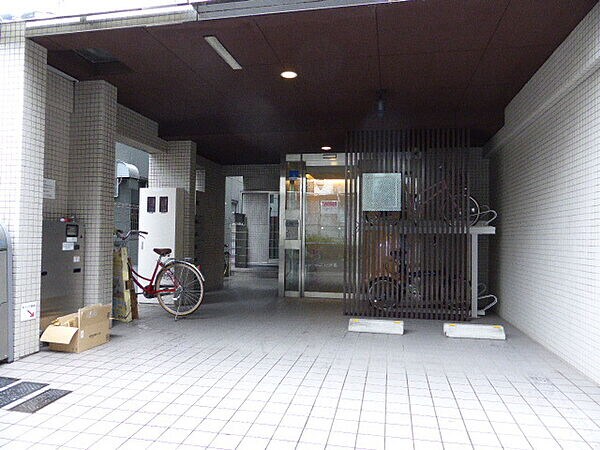 広尾駅 徒歩8分 3階の物件外観写真