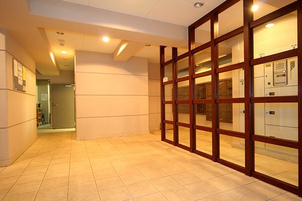 レジディア入谷の物件外観写真