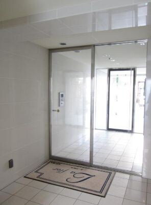 ラ・フロルの物件外観写真