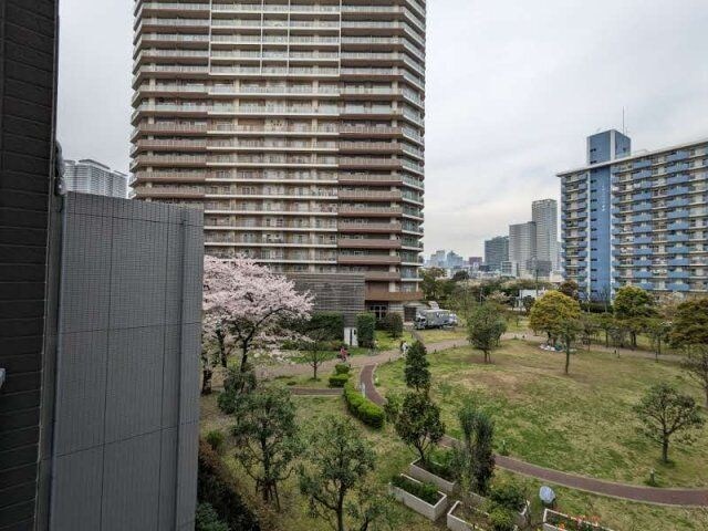 ケーディーエックスレジデンス豊洲の物件外観写真