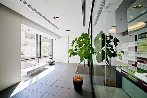 パークリュクス西麻布の物件外観写真