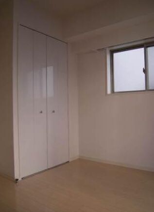 ラグジュアリーアパートメント三田慶大前の物件内観写真