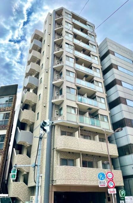 レジディア入谷の物件外観写真