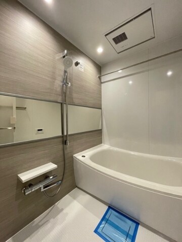 レジディア上野池之端の物件内観写真