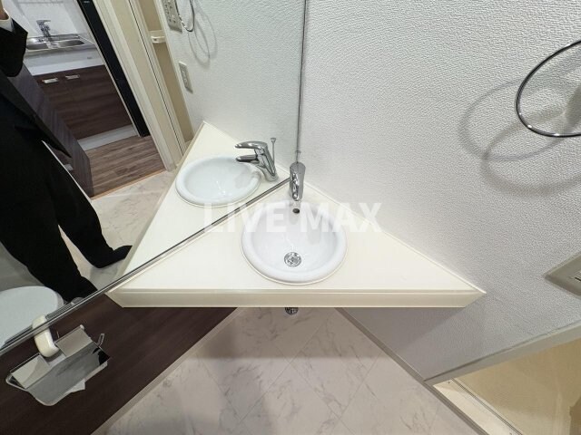 クレジデンス神谷町の物件内観写真