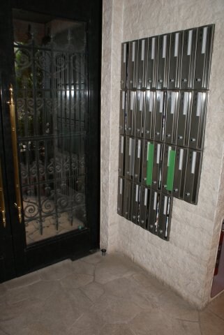 トーシンフェニックス八丁堀の物件外観写真