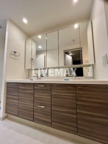 レジディア白金高輪の物件内観写真