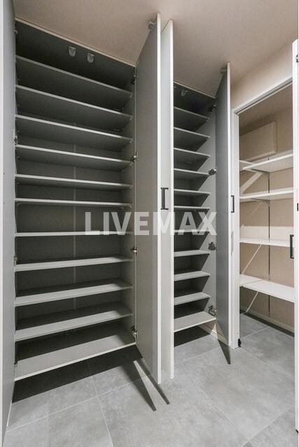 ストーリア赤坂の物件内観写真