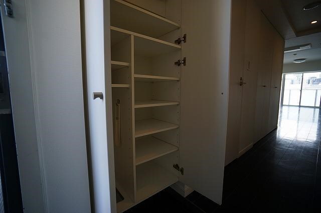 六本木駅 徒歩6分 3階の物件内観写真