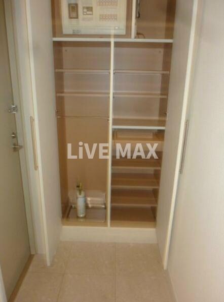 レジディア神田岩本町の物件内観写真