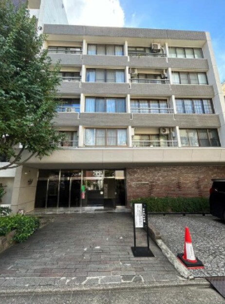 ニュー赤坂コーポラスの物件外観写真