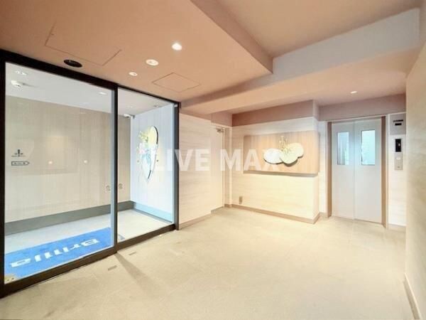 Brillia ist 白金高輪の物件外観写真