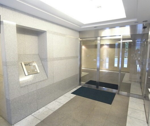 新橋駅 徒歩2分 11階の物件外観写真