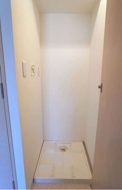 新橋駅 徒歩2分 11階の物件内観写真