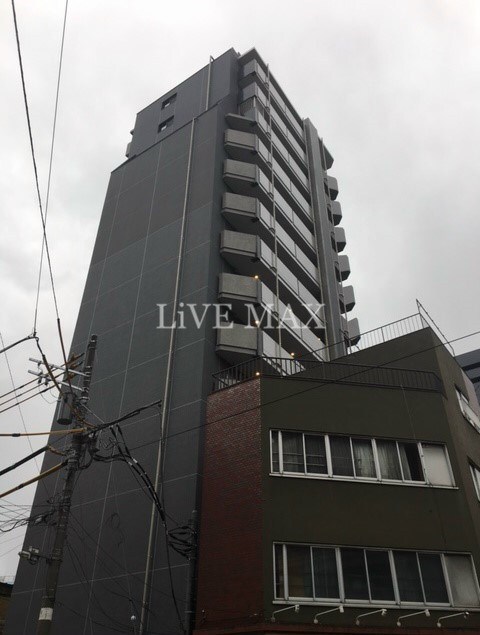 Log上野駅前の物件外観写真