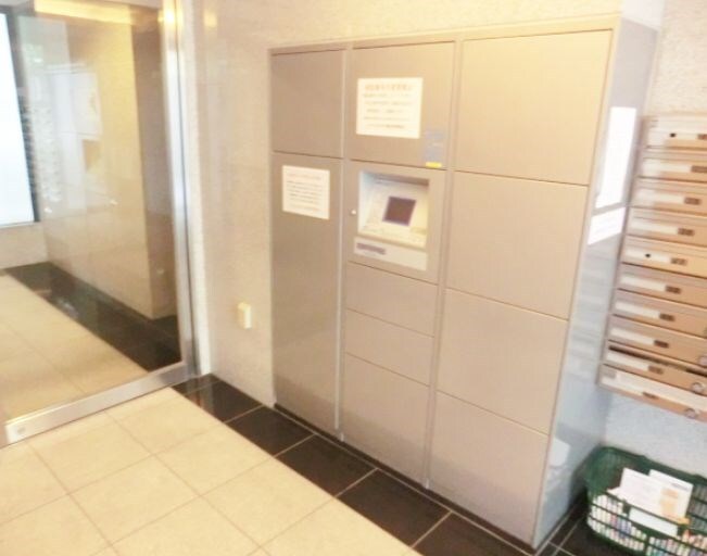 ロメック山手日暮里の物件外観写真