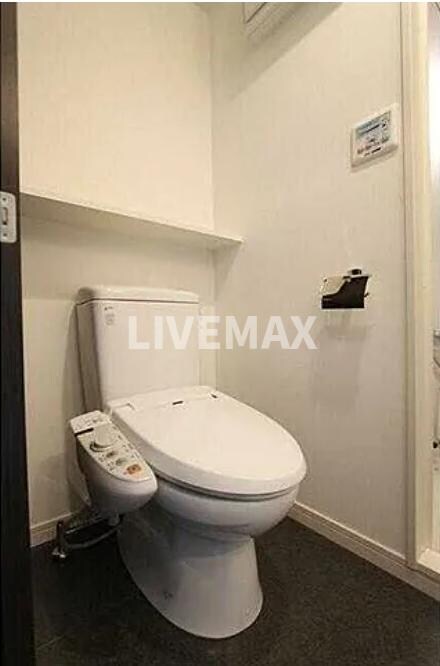 ラグジュアリーアパートメント御徒町の物件内観写真