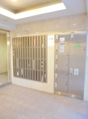 スカイコート東日本橋の物件外観写真