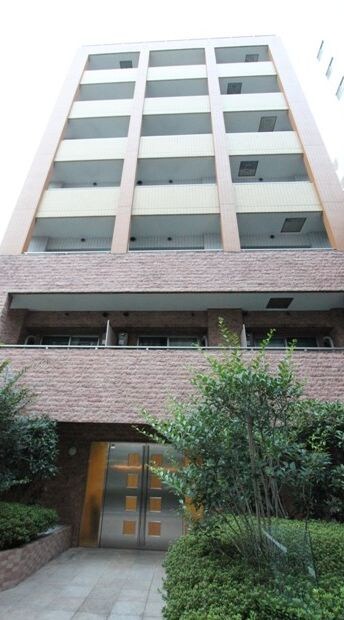 ラグジュアリーアパートメント三田慶大前の物件外観写真