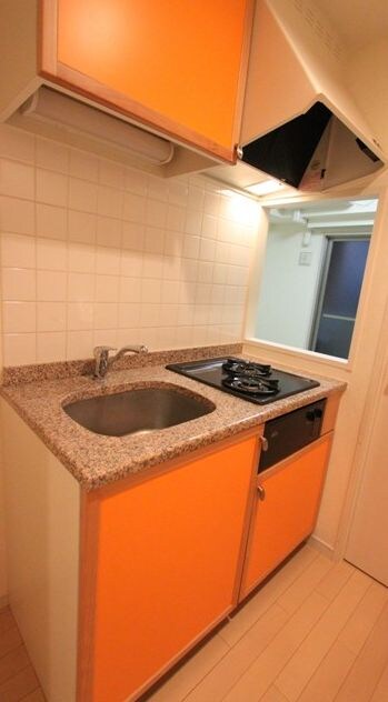 ラグジュアリーアパートメント三田慶大前の物件内観写真