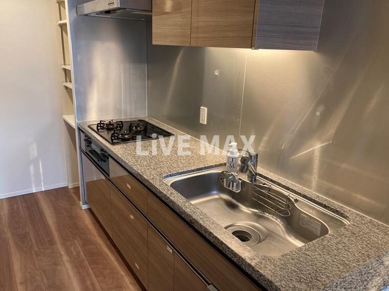 ＧＬＯＢＡＬ　ＦＲＯＮＴ　ＴＯＷＥＲの物件内観写真