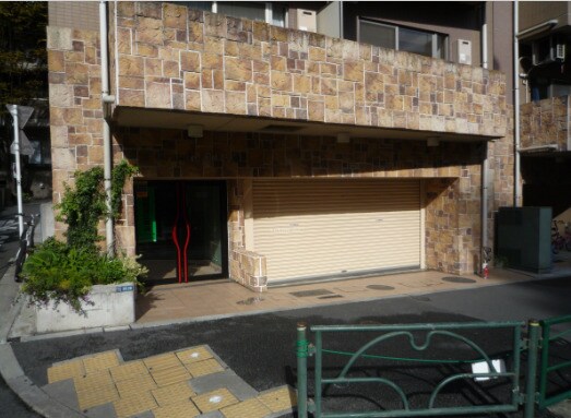 グレイスコート西麻布Ⅰの物件外観写真