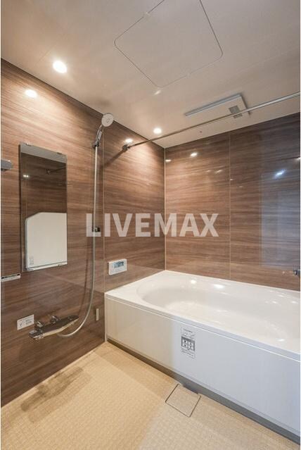 ストーリア赤坂の物件内観写真