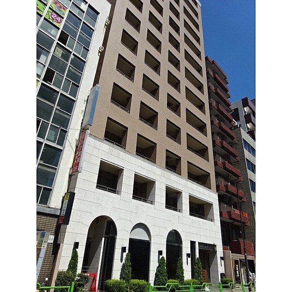 ファミールグラン銀座4丁目の物件外観写真