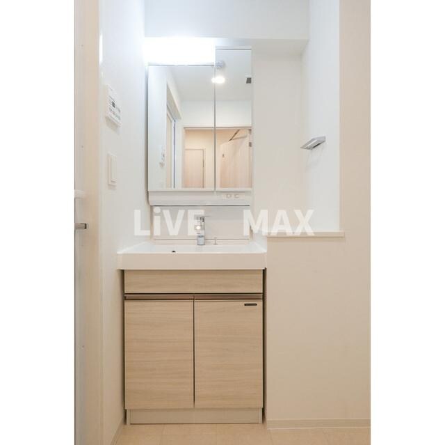 コンフォリア・リヴ豊洲キャナルの物件内観写真