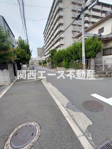 クローバー・クレストの物件外観写真