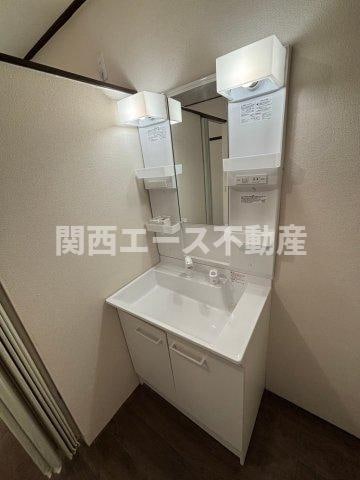 上六万寺町貸家の物件内観写真