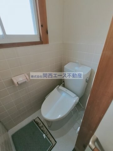 上六万寺町貸家の物件内観写真