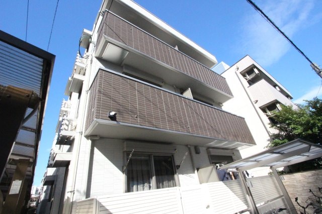 ル・プランタンの物件外観写真