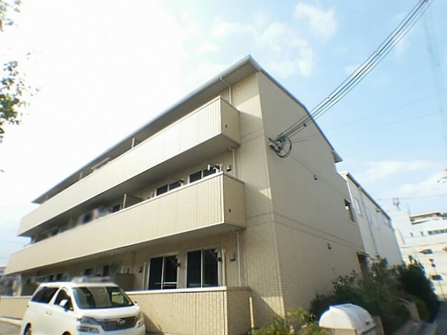 レジデンスファーベスの物件外観写真