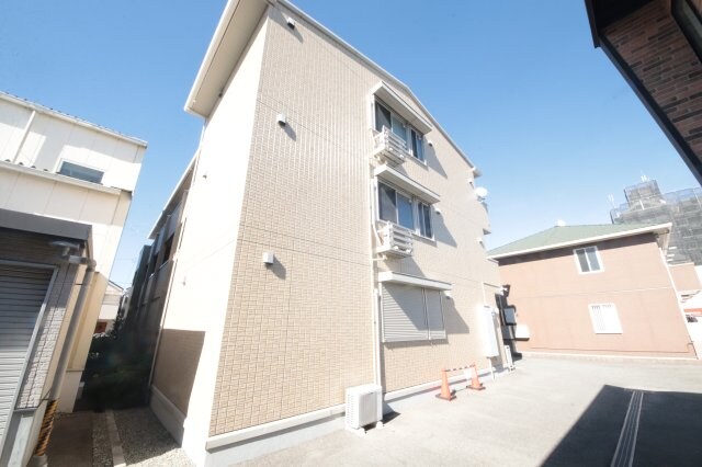 レジデンスファーベスの物件外観写真