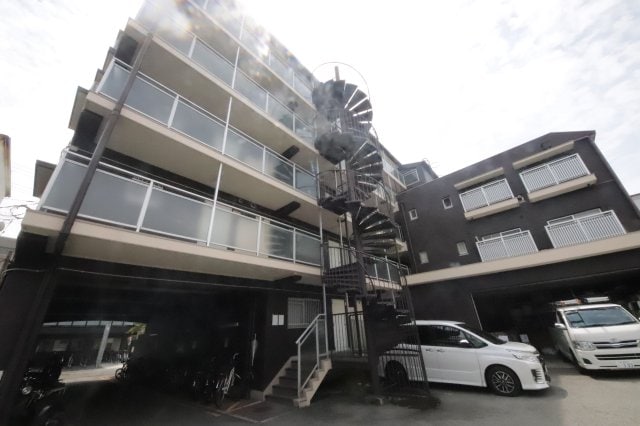 セレニティ武庫之荘の物件外観写真