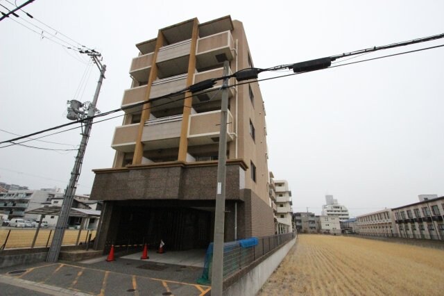 シエテ南塚口の物件外観写真