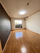 ヴェルドミール園田の物件内観写真