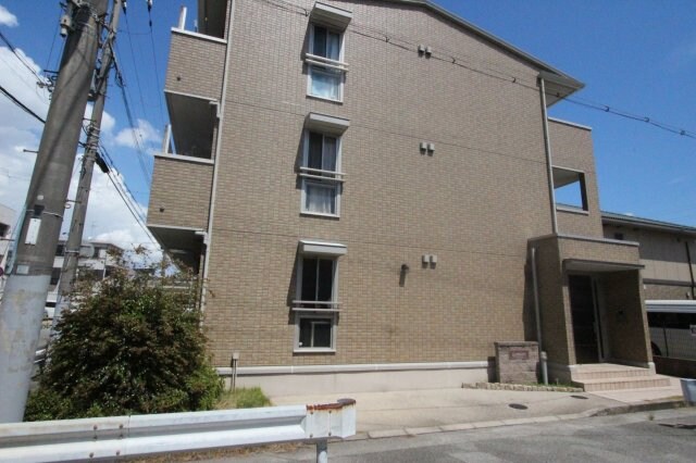 ルミエールの物件外観写真