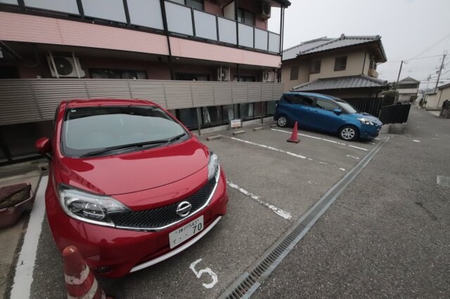 誠月ハイツの物件外観写真