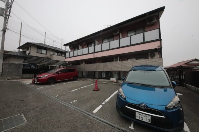 誠月ハイツの物件外観写真