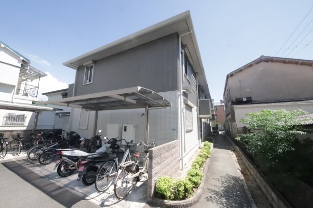 La Porteの物件外観写真