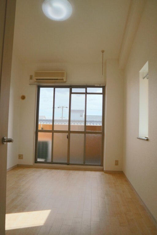 フォワイエセレストⅡの物件内観写真