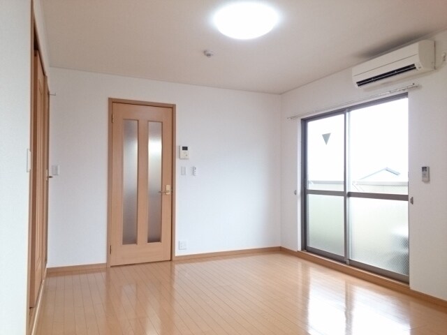 サクセス武庫川の物件内観写真