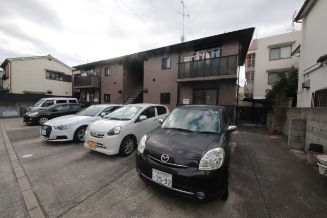 ハイツ・ツゥ・サティの物件外観写真