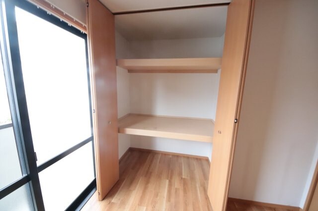 ハイツ・ツゥ・サティの物件内観写真