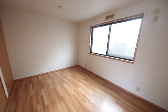 ハイツ・ツゥ・サティの物件内観写真